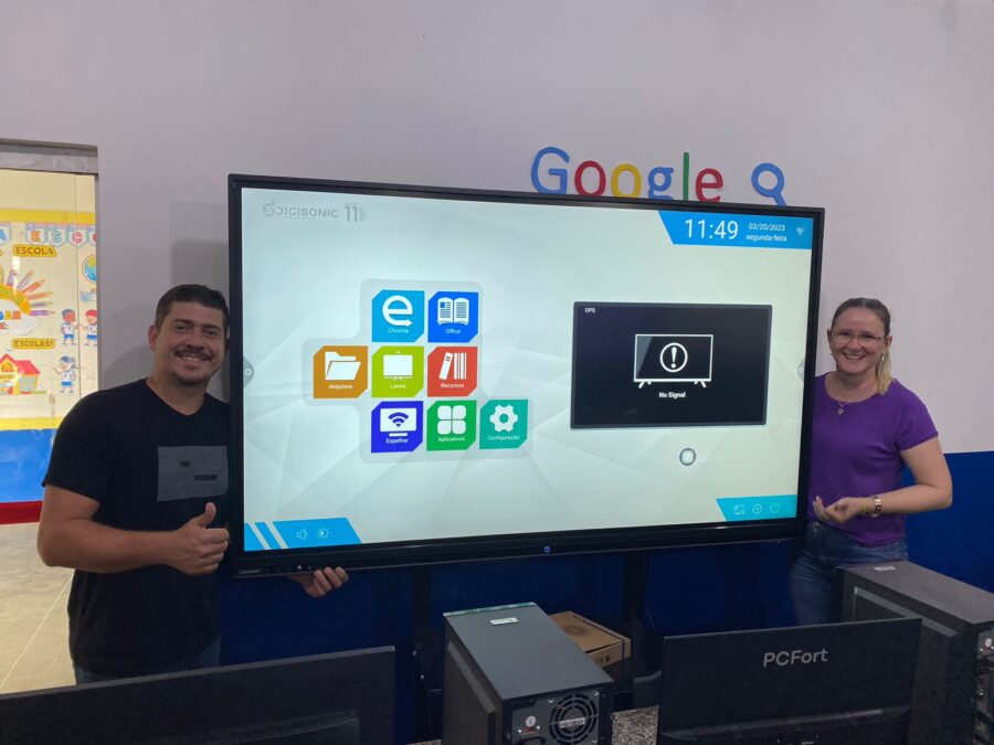Secretaria de educação entrega 10 lousas digitais para a rede municipal de ensino em Guarantã do Norte