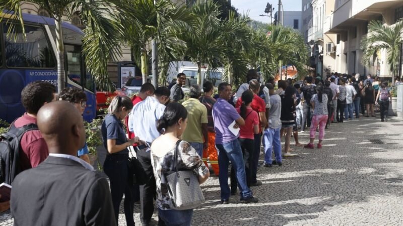 Acesso à saúde é mais difícil para pessoas LGBTQIA+ acima de 50 anos