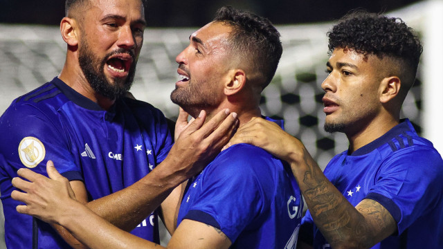Gilberto volta a marcar, e Cruzeiro vence o Bragantino no Brasileiro