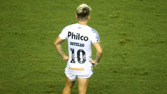 Soteldo sofre punição no STJD, volta a ser desfalque no Santos e preocupa diretoria