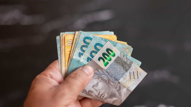 Piso das aposentadorias do INSS sobe para R$ 1.320 a partir de maio