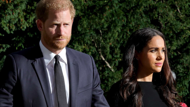 Harry e Meghan se pronunciam após serem acusados de exagero em versão sobre perseguição