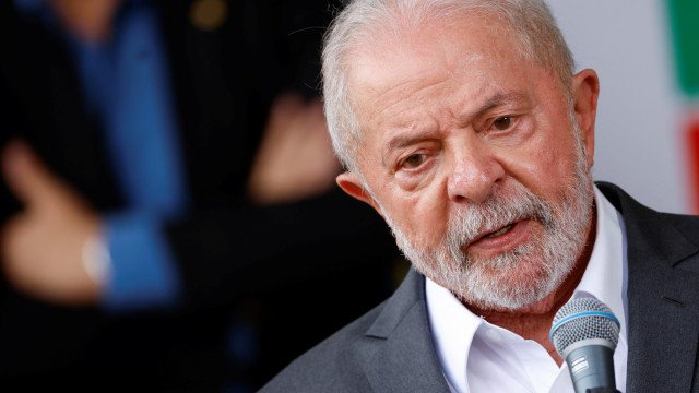 Lula chama de ‘sacanagem’ modelo de privatização da Eletrobras