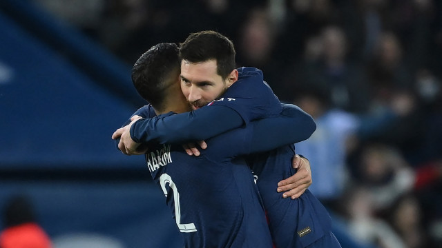 Van Basten arrasa Messi: "Al Hilal? É miserável"