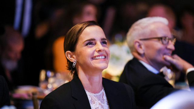 Emma Watson explica pausa na carreira: "Me sentia enjaulada"