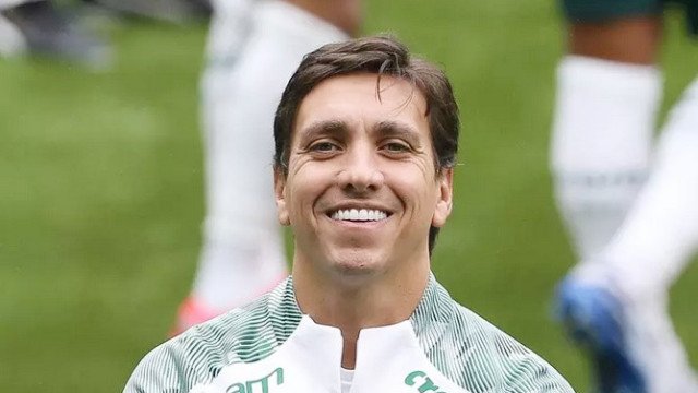 Abel e Veiga homenageiam após vitória médico morto