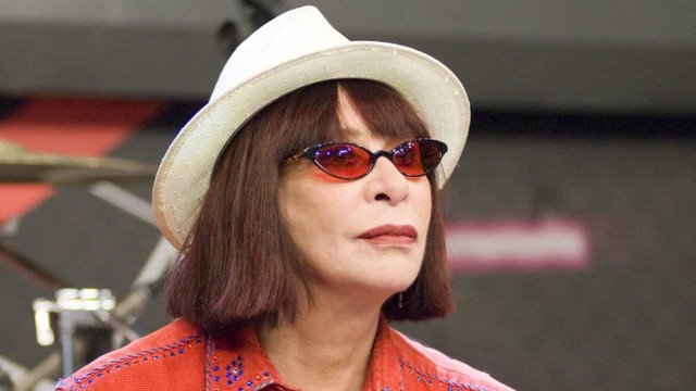 Rita Lee escreveu caderno de tweets à mão, diz filho, que prepara obras póstumas