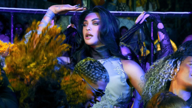 Pabllo Vittar lança clipe de ‘Cadeado’ e ganha elogios nas redes: "Diva"