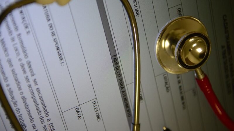 ANS suspende comercialização de 31 planos de saúde por mau desempenho