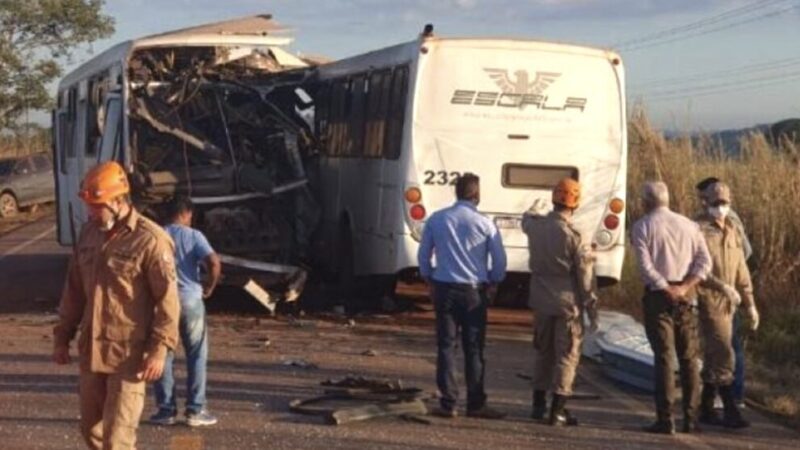 Acidente entre ônibus deixa 4 mortos e feridos em rodovia de Mato Grosso