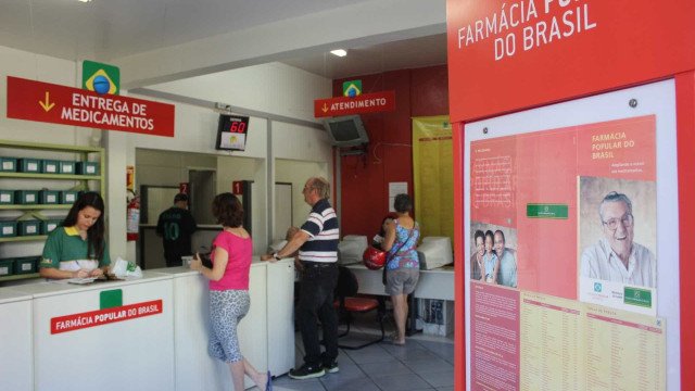 Lula relança o Farmácia Popular, que vai oferecer remédio de graça a inscritos no Bolsa Família