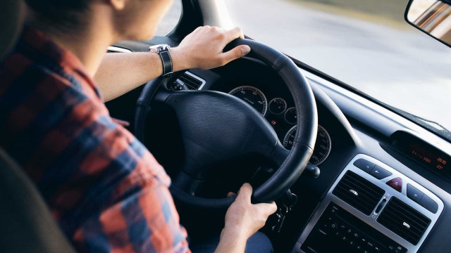 Quem revender carro popular antes de seis meses terá que devolver o desconto