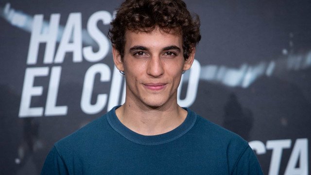 Ator de ‘La Casa de Papel’ e ‘Elite’ anuncia que será pai