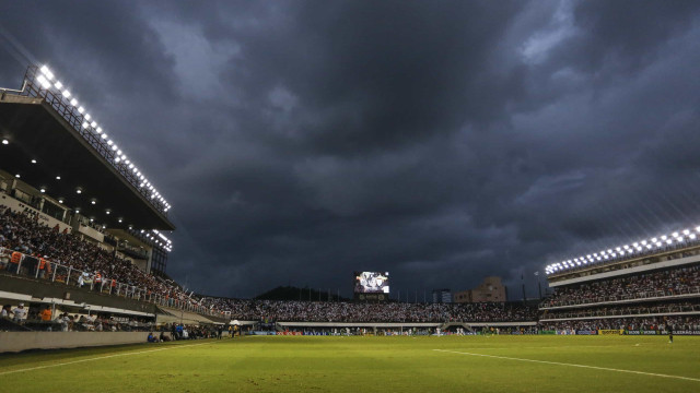 Santos desafia Newell’s e tenta seguir vivo na Sul-Americana para encerrar série de decepções