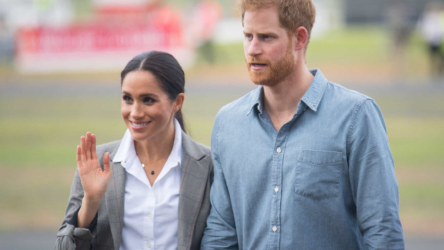 Harry e Meghan encerram contrato de R$ 96 milhões com Spotify, diz jornal