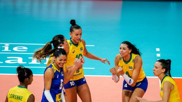 Brasil bate Croácia no fechamento da 1ª semana da Liga das Nações de vôlei