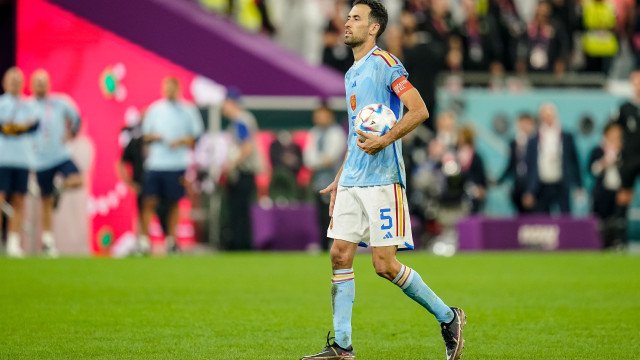 Busquets assina com Inter Miami e voltará a jogar ao lado de Messi na MLS
