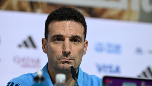Scaloni diz que Messi ‘não mente nem vende fumaça’ ao se ver fora da próxima Copa
