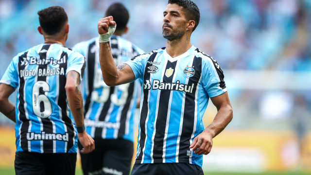 Renato Gaúcho revela dores musculares e Suárez pode desfalcar Grêmio