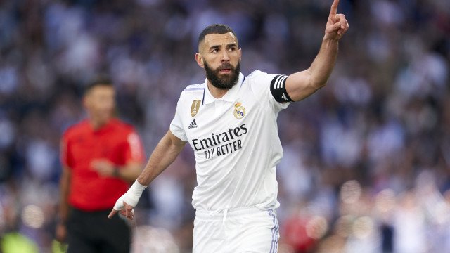 Benzema assina com o Al Ittihad, da Arábia Saudita