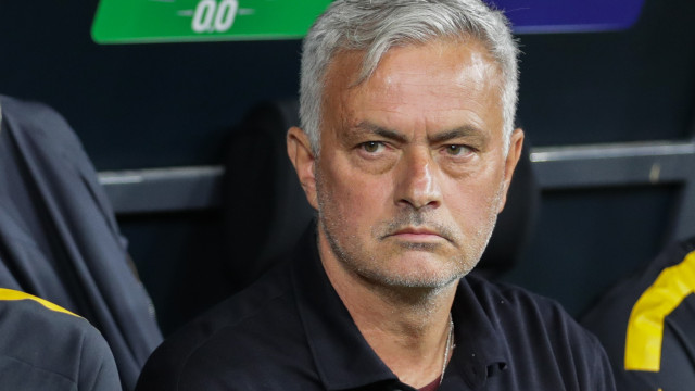 Italianos dizem que futuro de Mourinho na AS Roma está em risco