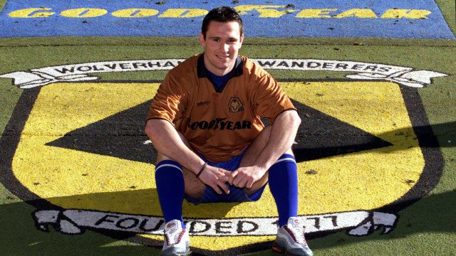 Ex-jogador belga sofre enfarte e morre aos 45 anos