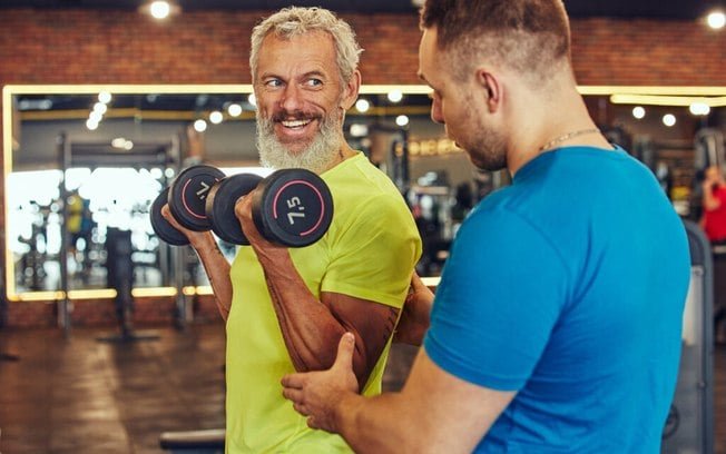 Entenda as causas das manchas roxas após o treino de musculação