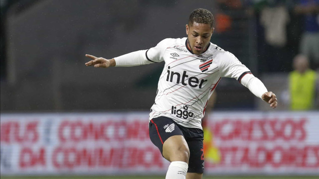 De Neymar a Vítor Roque: confira maiores vendas do futebol brasileiro para o exterior