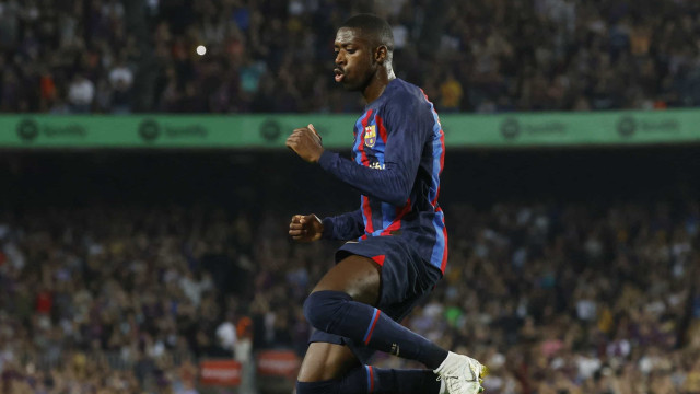 Dembélé pede permissão formal ao Barcelona para negociar com o PSG