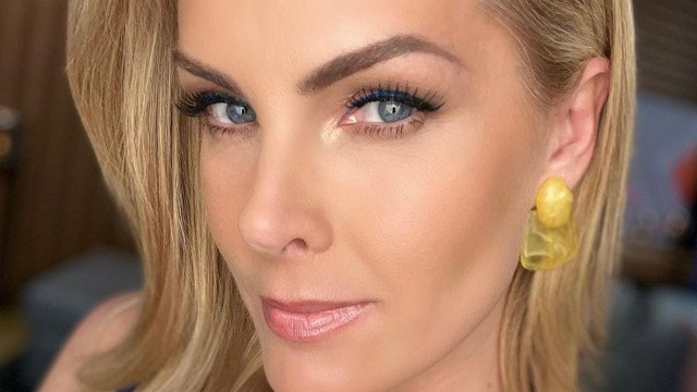 Ana Hickmann lamenta morte de sua cachorrinha: "Como dói"