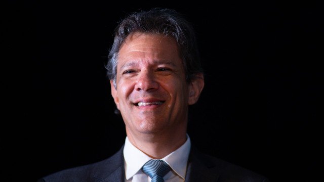 Desenrola: Haddad destaca perdão de dívidas até R$ 100 e leilão de descontos para negativados