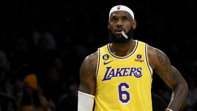 Filho de Lebron James aparece em público pela 1ª vez após parada cardíaca
