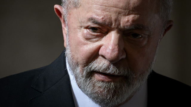 Lula libera R$ 5,3 bi em emendas Pix em meio a votação da reforma