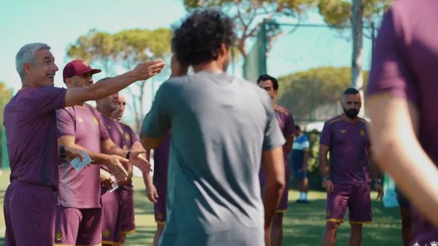 Luís Castro ‘aplaudiu’ atitude de CR7 e companhia… e houve gargalhadas