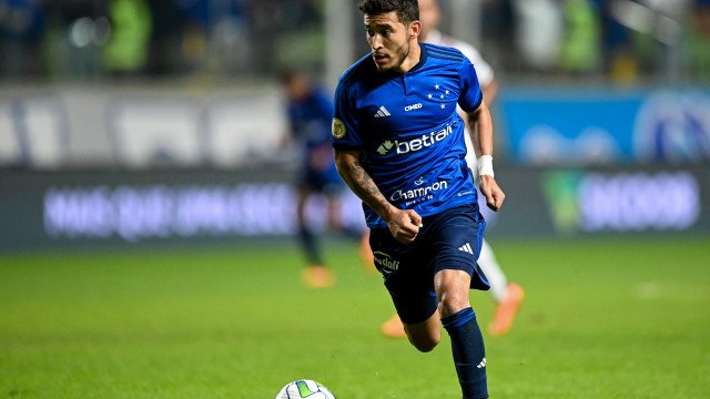 Cruzeiro e Coritiba empatam sem gols em jogo com goleiros como destaque