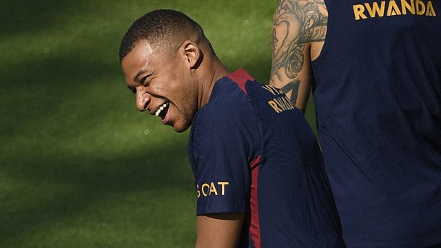 Mbappé recusa qualquer tipo de conversa com Al-Hilal após proposta bilionária, diz jornal