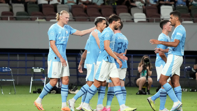Haaland decide e City vira sobre Yokohama ne pré-temporada; Chelsea e United vencem
