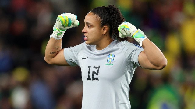 Letícia diz que seleção está bem preparada para enfrentar a França: ‘Evoluímos bastante’