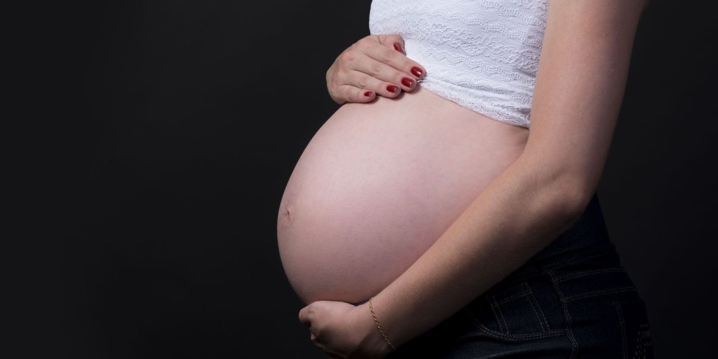 UFRJ cria aplicativo gratuito para acompanhar peso de gestantes