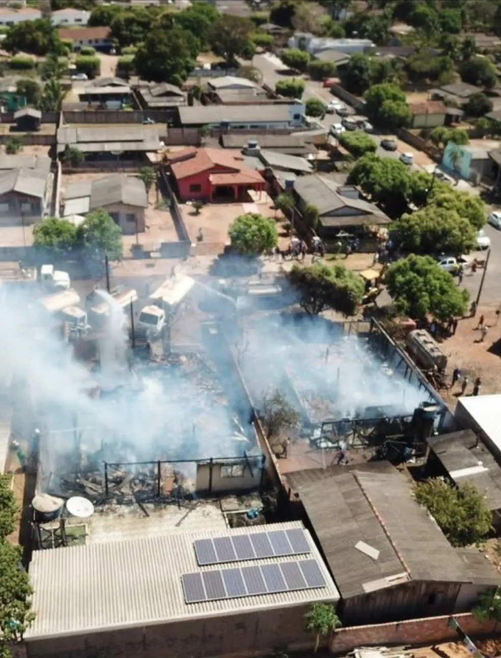 Homem ateia fogo na casa de parentes e incêndio atinge imóveis vizinhos em Marcelândia (MT)