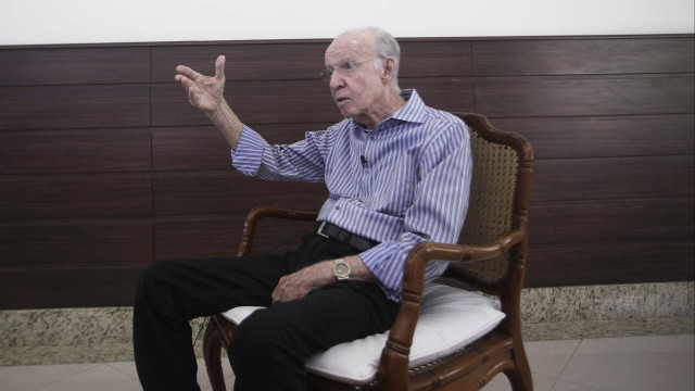 Zagallo apresenta ‘evolução favorável’, mas continua sem previsão de alta