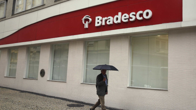 Bradesco avalia reduzir juros em todas as linhas de crédito, diz presidente do banco