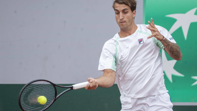 Felipe Meligeni vira na estreia do qualificatório do US Open; Thiago Monteiro perde