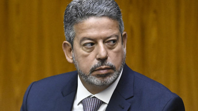 Troca em ministérios não influencia em votação do arcabouço, disse Lira a Haddad