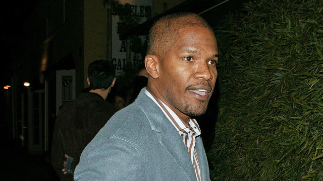 Jamie Foxx pede desculpa após ser acusado de ser anti-semita