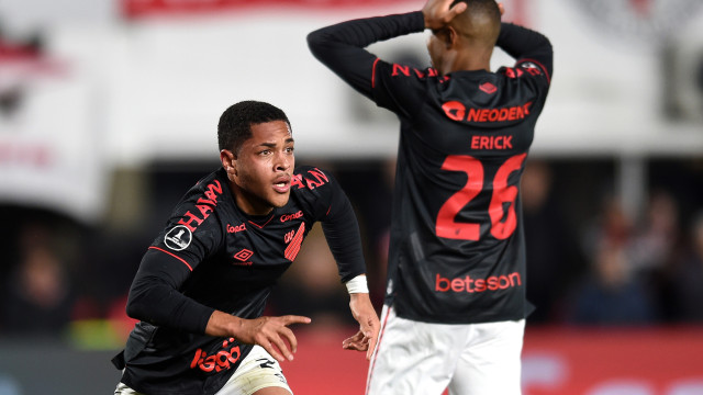 Na altitude, Athletico-PR inicia mata-mata contra o Bolívar pelo sonho do título inédito