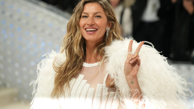 Gisele Bündchen parabeniza ex-enteado por aniversário