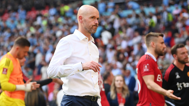 Manchester United coloca cinco no mercado para financiar mais um reforço
