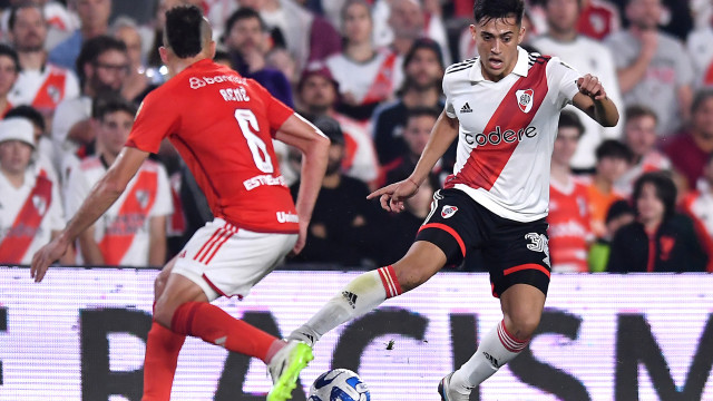 River vence Inter de virada com atuação monumental de jovem
