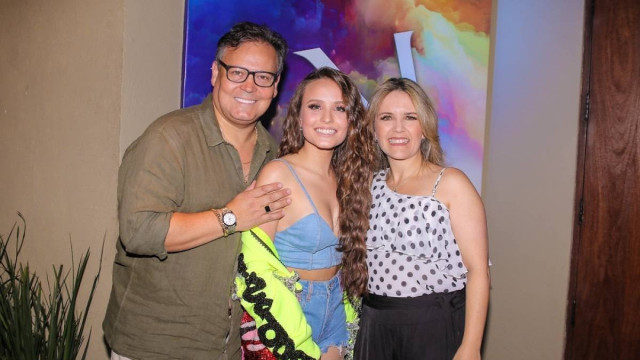 Polícia abre inquérito para investigar suposta intolerância religiosa de mãe Larissa Manoela